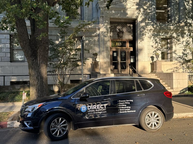 sacramento-hall-of-justice Direct Legal Support vehicle at the Sacramento Superior Court Hall of Justice, 813 6th Street